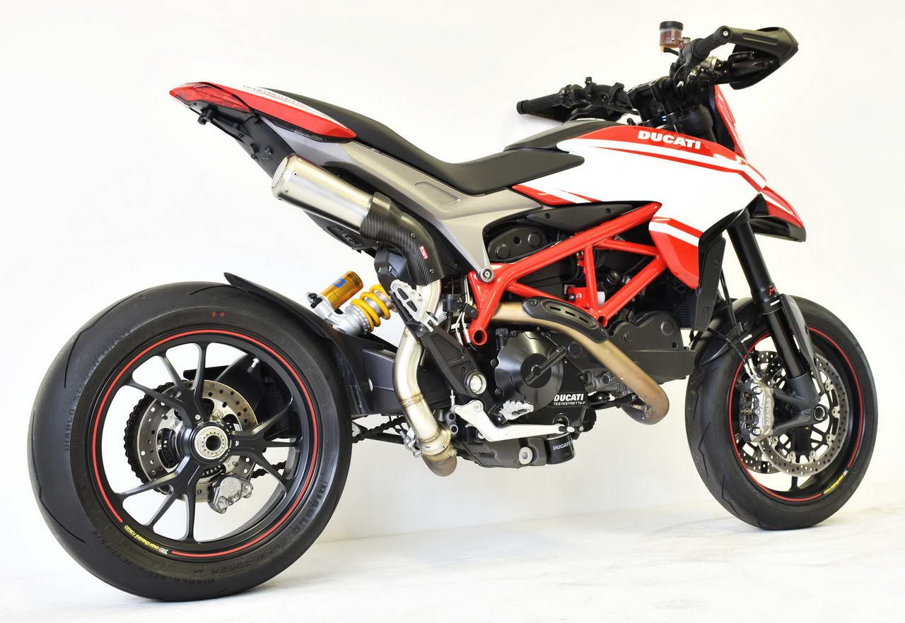 Moto News Hp Corse Gp Lo Scarico Alto Per La Ducati Hypermotard